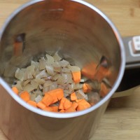 胡萝卜肉皮冻(豆浆机版)——懒办法巧做美颜菜的做法 图解10 -->
