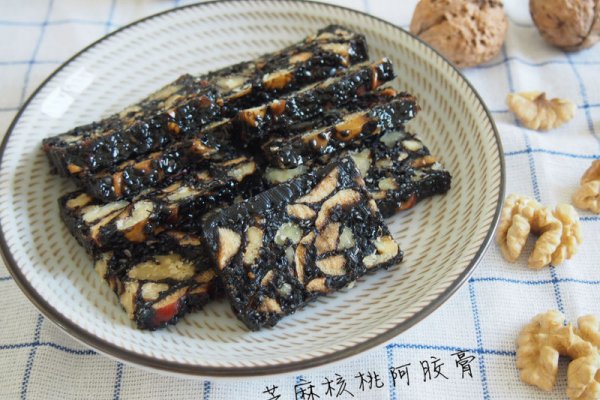 芝麻核桃阿胶膏的做法