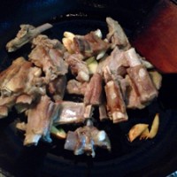 孜然羊排—冬季暖身的做法 图解9 -->