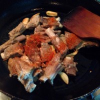 孜然羊排—冬季暖身的做法 图解10 -->