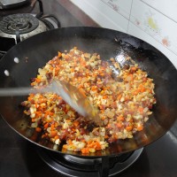 腊肉糯米饭,冬日护胃—冬季暖身的做法 图解9 -->