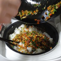 腊肉糯米饭,冬日护胃—冬季暖身的做法 图解19 -->