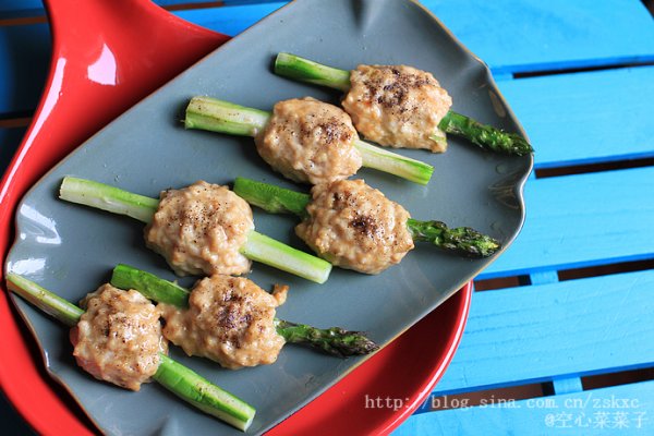 芦笋鸡肉棒的做法