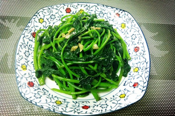 蒜蓉红薯苗的做法