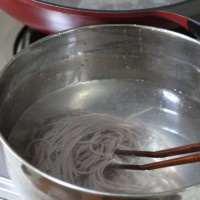 番茄卤荞面的做法 图解3 -->