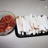 肉丝炒杏鲍菇的做法 图解2 -->
