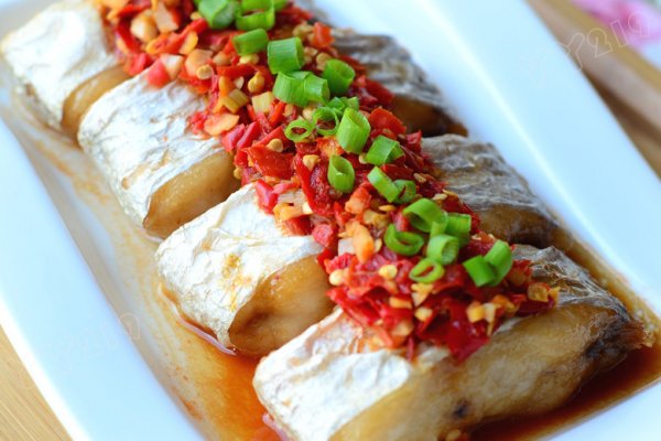 【剁椒蒸带鱼】——宜酒宜饭的的蒸菜的做法