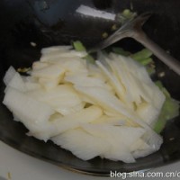 清炒山药的做法 图解3 -->