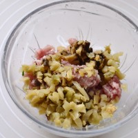 香菇榨菜蒸肉饼--乌江榨菜的做法 图解3 -->