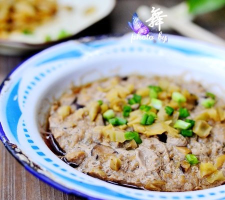 香菇榨菜蒸肉饼--乌江榨菜的做法