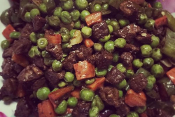 豌豆炒肉的做法