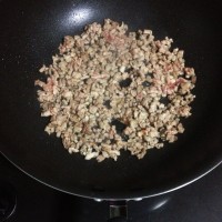 适合学生的菜品——肉末炒胡萝卜丝的做法 图解5 -->