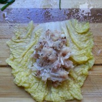 白菜裹肉的做法 图解1 -->