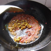 水煮豆花鱼---冬季暖身的做法 图解12 -->