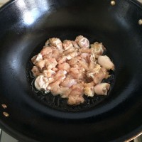 辣子鸡的做法 图解4 -->