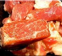 春节滋味——香口炸酥肉的做法 图解2 -->