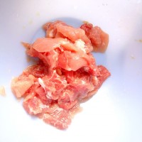 锅包肉的做法 图解1 -->
