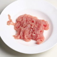 家常肉丝炒饼的做法 图解1 -->