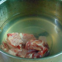 排骨莲藕汤的做法 图解2 -->