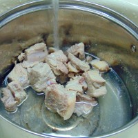 排骨莲藕汤的做法 图解3 -->