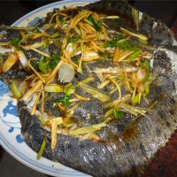 清蒸多宝鱼—冬季暖身的做法 图解7 -->