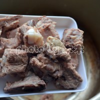 山药木耳排骨汤的做法 图解4 -->