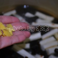 山药木耳排骨汤的做法 图解7 -->