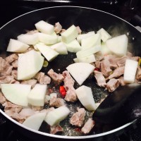 白萝卜炖排骨的做法 图解6 -->