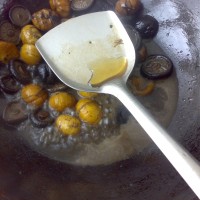 栗子煮香菇的做法 图解5 -->