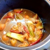 小吃货弹性十足的红烧猪蹄的做法 图解4 -->