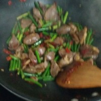 蒜薹鸭胗的做法 图解4 -->
