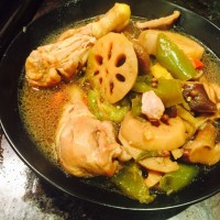 香菇藕片炖鸡腿的做法 图解10 -->