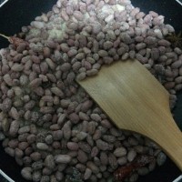 盐焗花生米的做法 图解7 -->