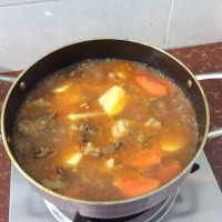西红柿土豆牛腩的做法 图解9 -->