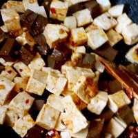 川辣双色豆腐的做法 图解6 -->