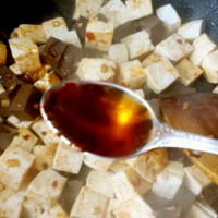 川辣双色豆腐的做法 图解7 -->