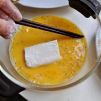 虾皮锅塌豆腐的做法 图解5 -->