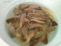 椒盐蘑菇的做法 图解2 -->