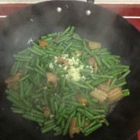 五花肉炒豇豆的做法 图解5 -->