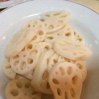 莲藕花生排骨汤的做法图解3