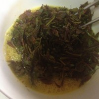 香椿摊鸡蛋的做法图解3