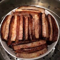 香芋梅菜扣肉的做法图解5