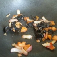 火腿黄瓜炒鸡蛋的做法图解3