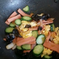 火腿黄瓜炒鸡蛋的做法图解4