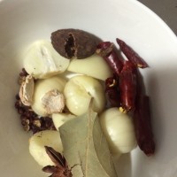 土豆烧排骨的做法图解1