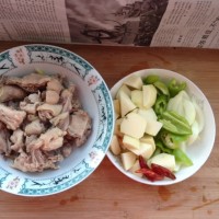 家常版大盘鸡的做法图解4