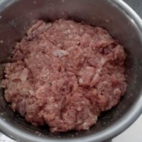 自制蒜味烤肠的做法图解2