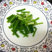 猪耳朵炒藕片的做法图解4