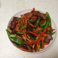青椒炒腊肉的做法图解5