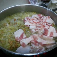 棒骨炖酸菜—冬季暖身的做法图解6